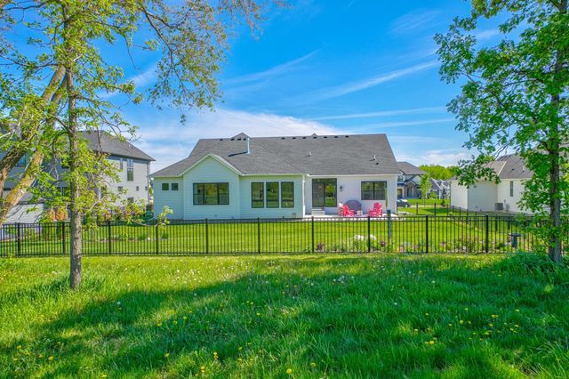 1461 Palmer Drive N, Lake Elmo, MN 55042