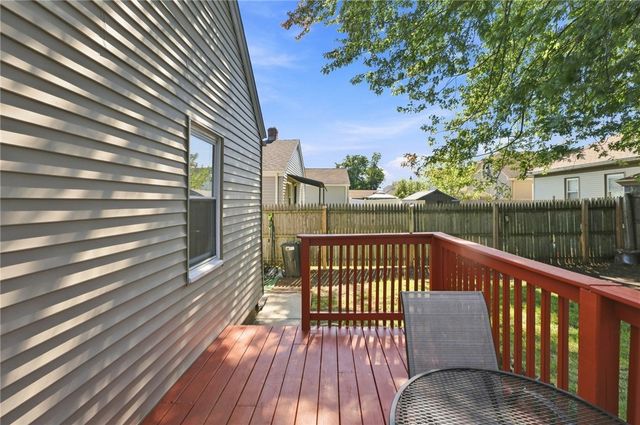 70 Overland Avenue, Cranston, RI 02910