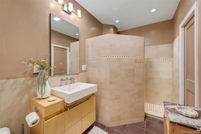 2 Riverview Terrace, Irvington, NY 10533