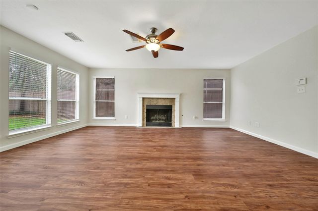 1427 Redwood Village Circle, Spring, TX 77386