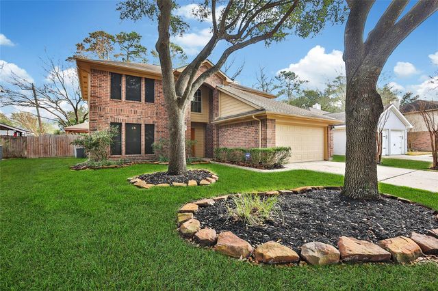 1427 Redwood Village Circle, Spring, TX 77386