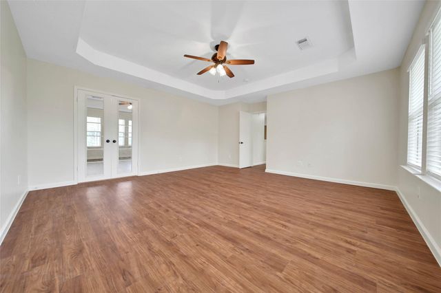 1427 Redwood Village Circle, Spring, TX 77386