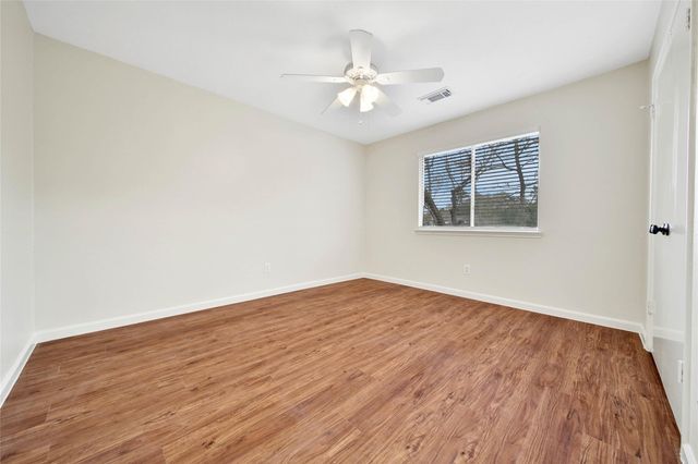 1427 Redwood Village Circle, Spring, TX 77386