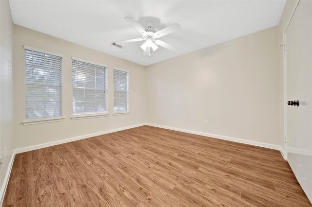 1427 Redwood Village Circle, Spring, TX 77386