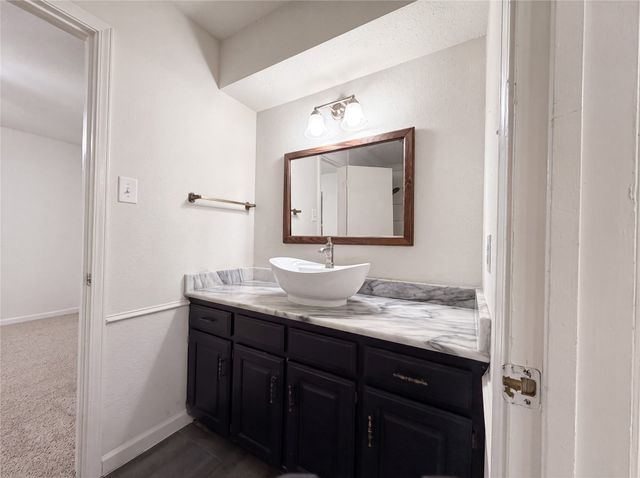 5804 Ridge Drive, Arlington, TX 76016