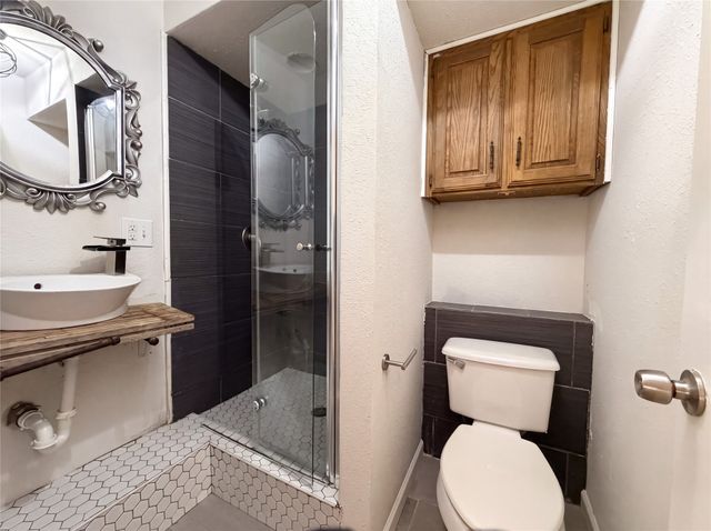 5804 Ridge Drive, Arlington, TX 76016