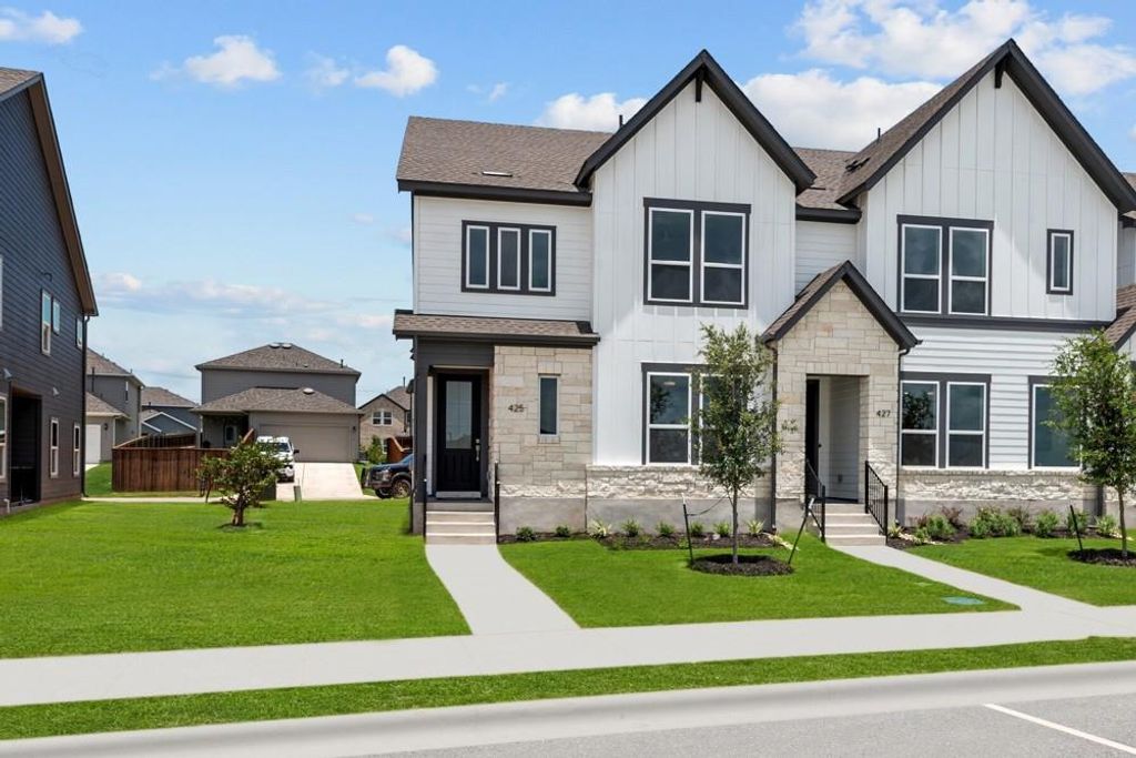 501 Emory Crossing BLVD, Hutto, TX 78634