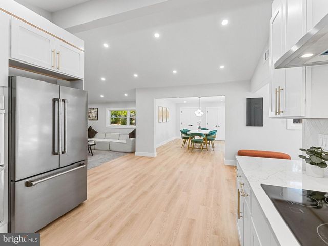 415 GARDEN STATE DR, Cherry Hill, NJ 08002