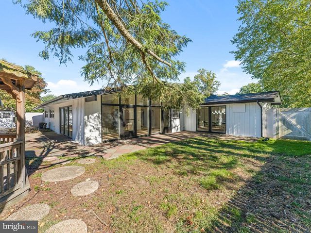 415 GARDEN STATE DR, Cherry Hill, NJ 08002