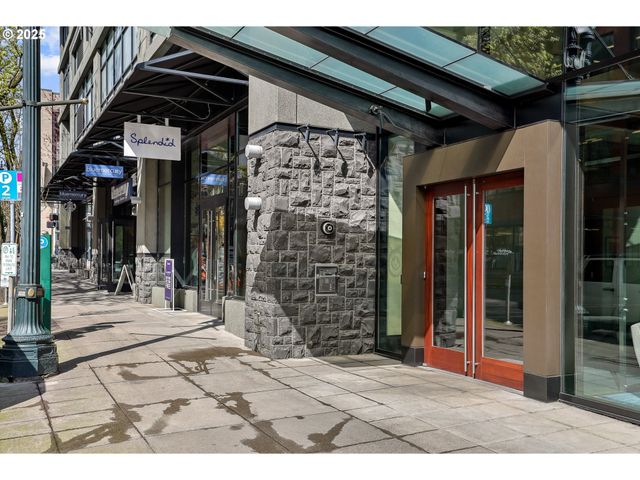 1025 Nw COUCH St 622, Portland, OR 97209