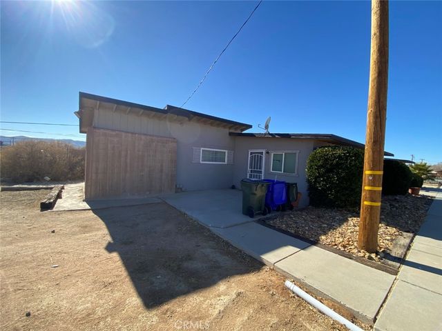 13193 Navajo 3, Apple Valley, CA 92308