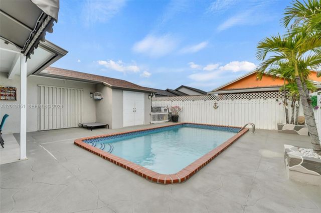 19757 SW 124th Ave, Miami, FL 33177