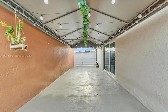 19757 SW 124th Ave, Miami, FL 33177