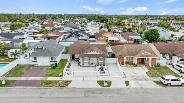 19757 SW 124th Ave, Miami, FL 33177