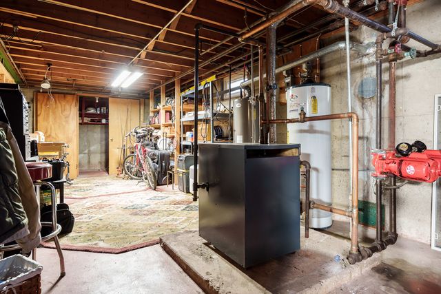 1656 Oakwood Avenue, Beloit, WI 53511