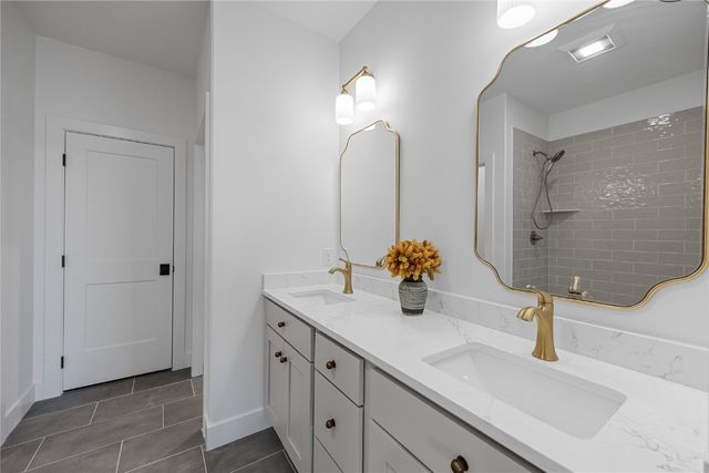 1399 Echo Ridge Ln, Marion, IA 52302