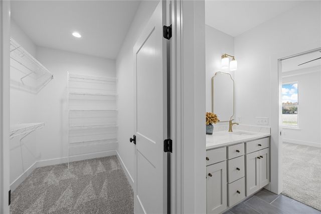 1399 Echo Ridge Ln, Marion, IA 52302