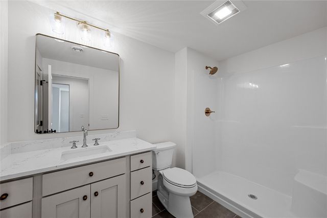 1399 Echo Ridge Ln, Marion, IA 52302