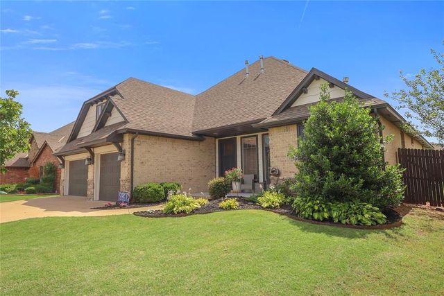 5604 St James Place, Oklahoma City, OK 73179