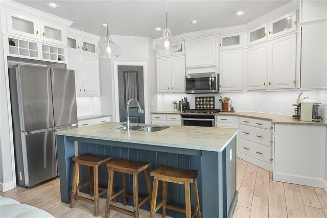 5604 St James Place, Oklahoma City, OK 73179