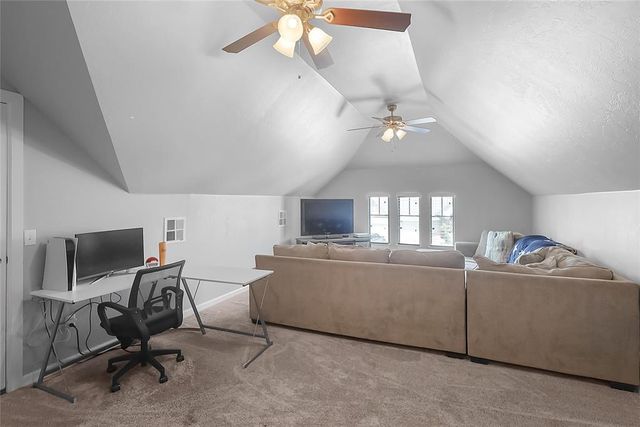 5604 St James Place, Oklahoma City, OK 73179