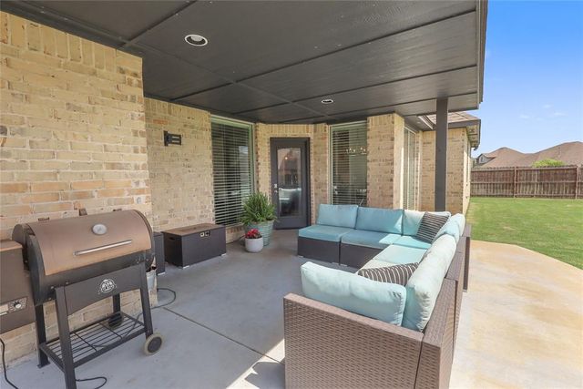 5604 St James Place, Oklahoma City, OK 73179