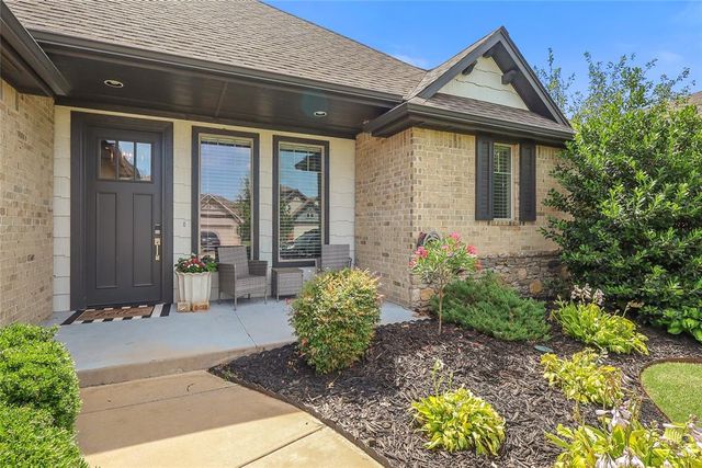 5604 St James Place, Oklahoma City, OK 73179