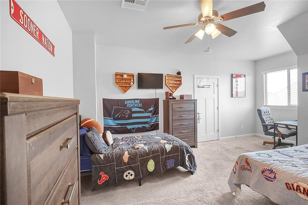 Image 34 of property listing at 5604 St James Place, Oklahoma City, OK 73179