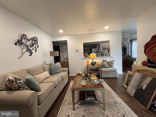 101 GREGORYS WAY, Voorhees, NJ 08043