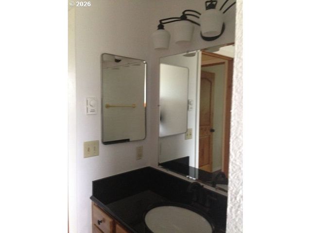 2110 BIRCHWOOD Ave, Eugene, OR 97401
