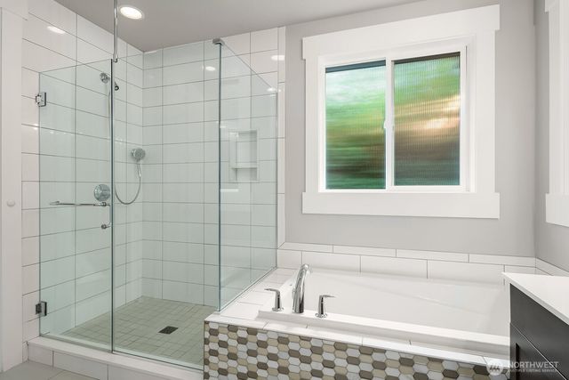 1646 106th Avenue SE, Bellevue, WA 98004