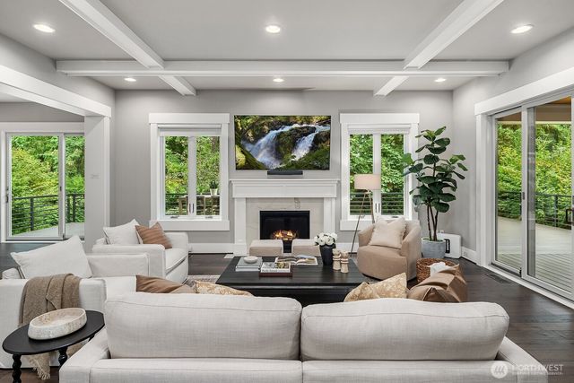 1646 106th Avenue SE, Bellevue, WA 98004