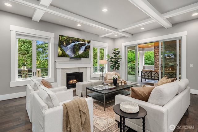 1646 106th Avenue SE, Bellevue, WA 98004