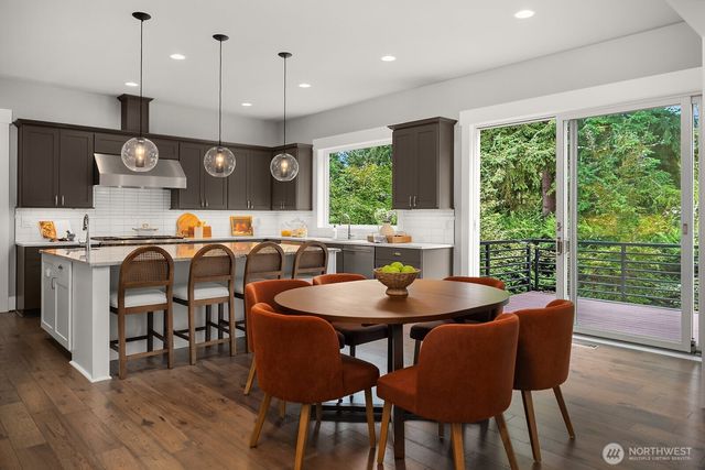 1646 106th Avenue SE, Bellevue, WA 98004