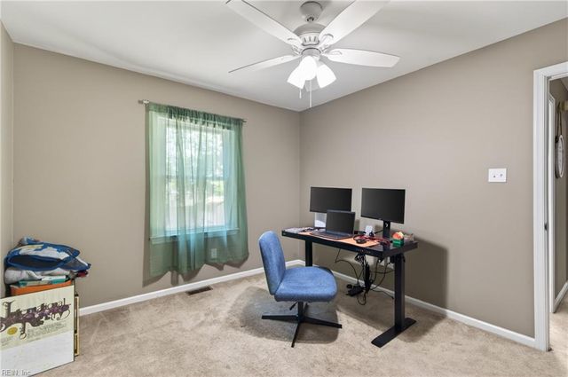 34 Mellon ST, Newport News, VA 23606