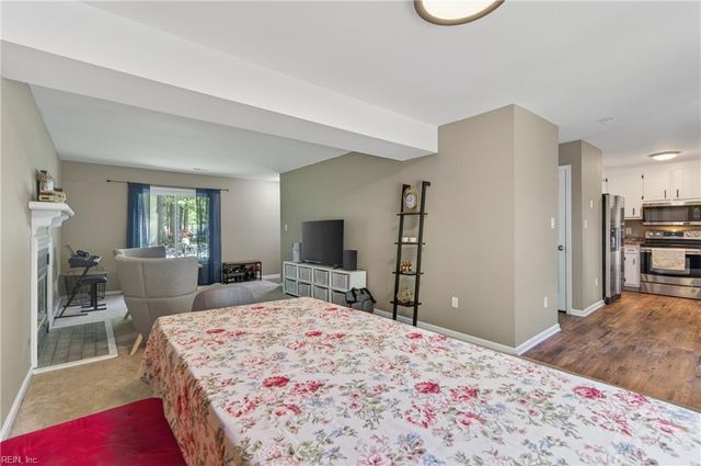 34 Mellon ST, Newport News, VA 23606