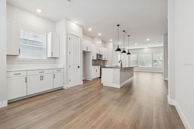 6605 N NEBRASKA AVENUE 16, Tampa, FL 33604