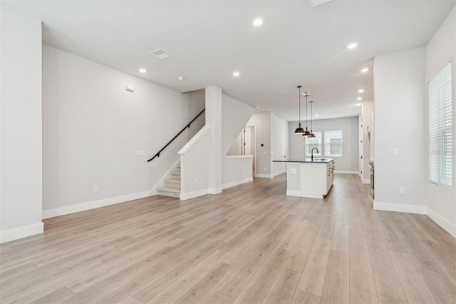 6605 N NEBRASKA AVENUE 16, Tampa, FL 33604