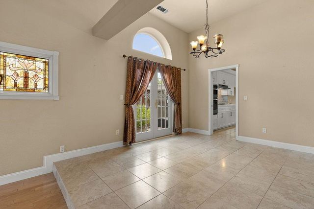 8714 Pathfinder Ct, Orangevale, CA 95662