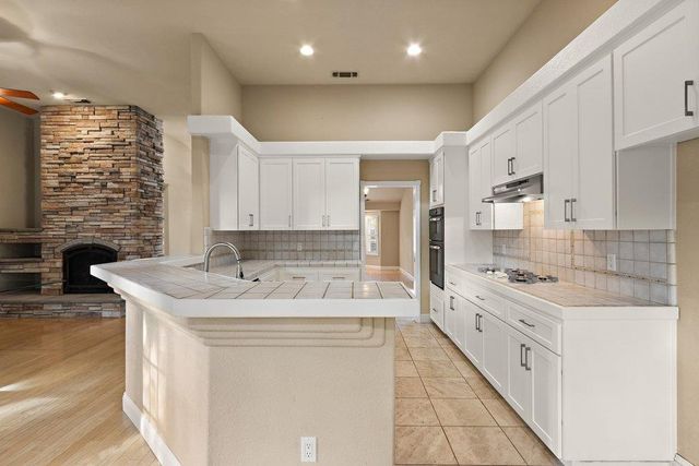 8714 Pathfinder Ct, Orangevale, CA 95662