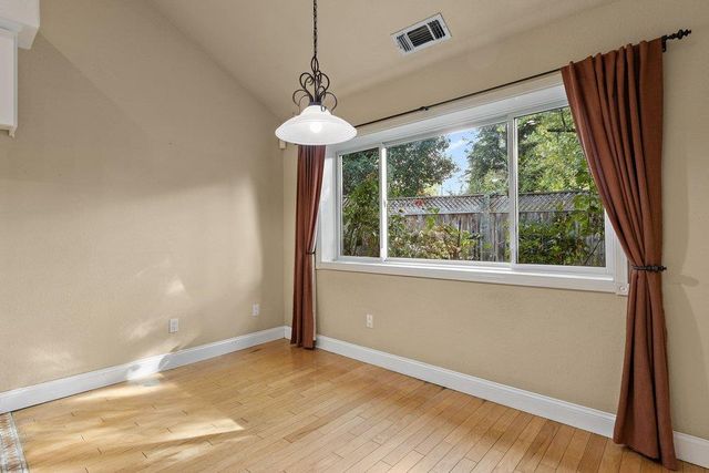 8714 Pathfinder Ct, Orangevale, CA 95662