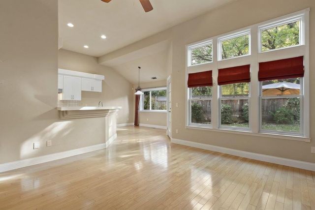 8714 Pathfinder Ct, Orangevale, CA 95662