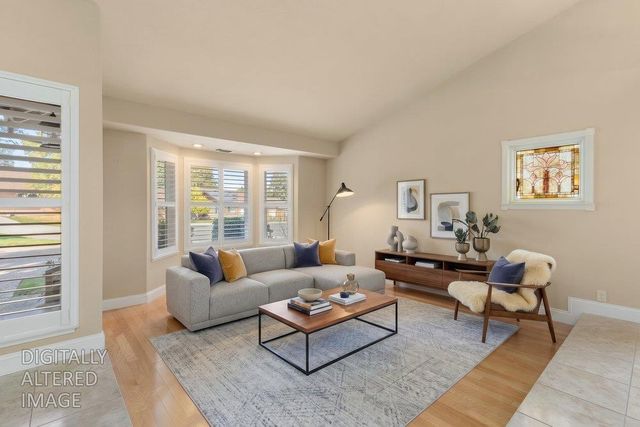 8714 Pathfinder Ct, Orangevale, CA 95662