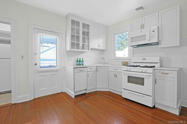 429 Fourth Avenue, Pelham, NY 10803