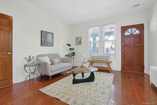 429 Fourth Avenue, Pelham, NY 10803