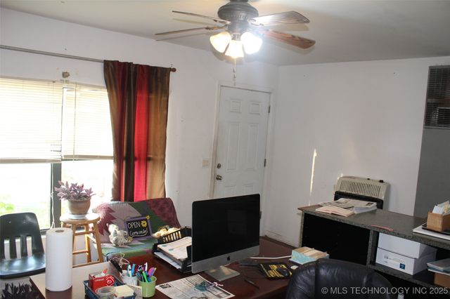 113 Commercial Street W, Inola, OK 74036