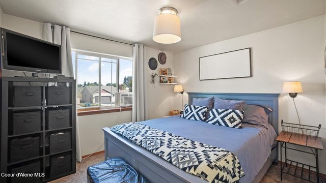 1150 N JAMISON CT, Post Falls, ID 83854