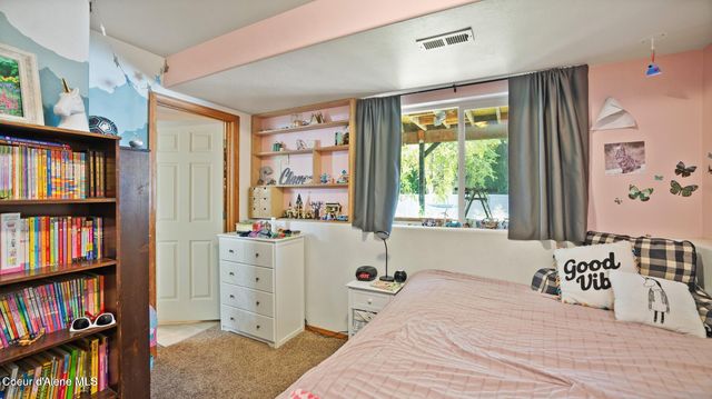 1150 N JAMISON CT, Post Falls, ID 83854