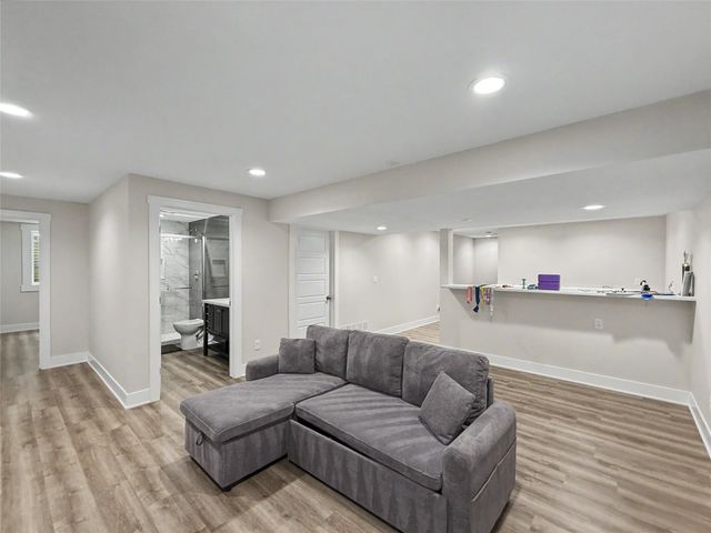 200 NW Georgetown Drive, Waukee, IA 50263