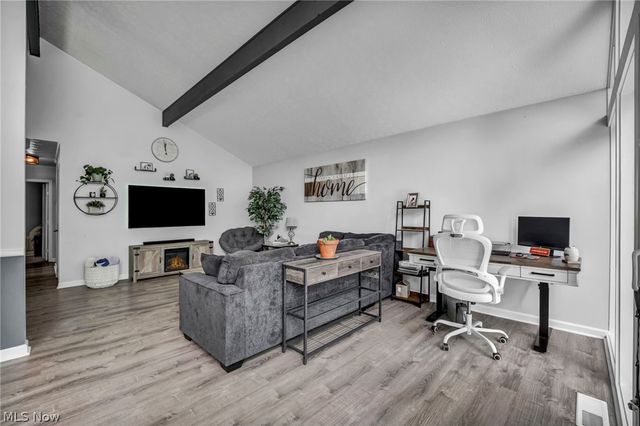 150 Greenbriar Drive, Aurora, OH 44202